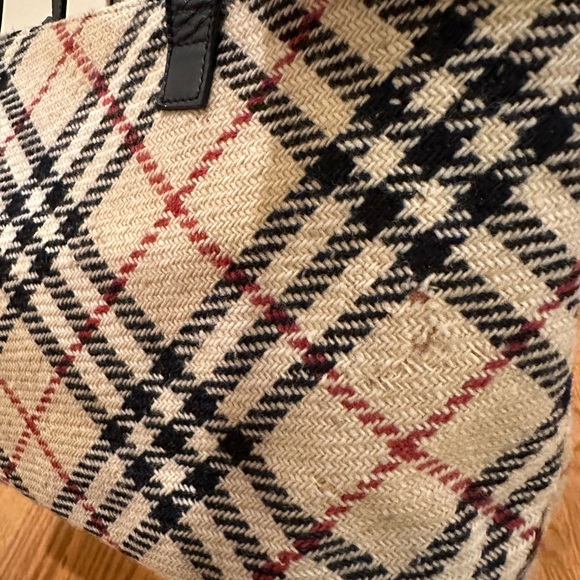 Burberry Checkered Wool Tote bag - Picture 11 of 15